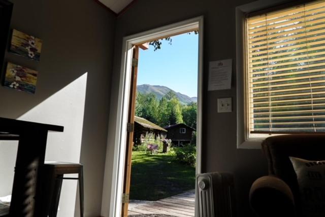 Hope Alaska'S Bear Creek Lodge Экстерьер фото